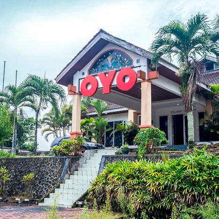 Oyo 1989 Hotel Pelangi Harapan Samarinda Luaran gambar